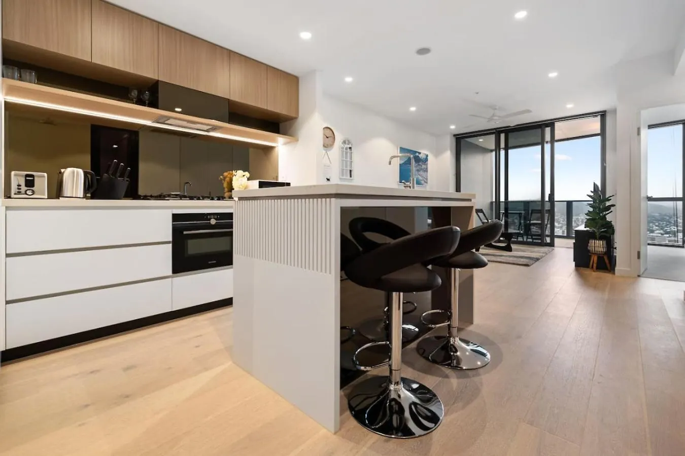Luxurious 2Br Apt W River View Brisbane
