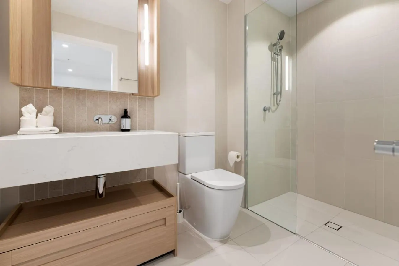 Luxurious 2Br Apt W River View Brisbane Appartement